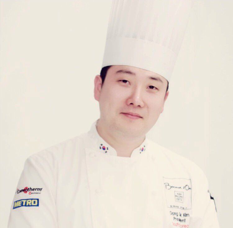 김동석