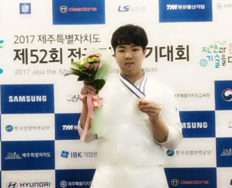 김태우